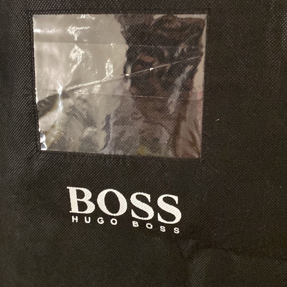 Hugo Boss Garment Bag - Picture 4 of 12
